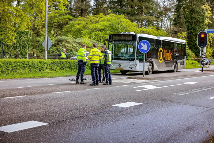 Persoon gewond bij botsing met lijnbus